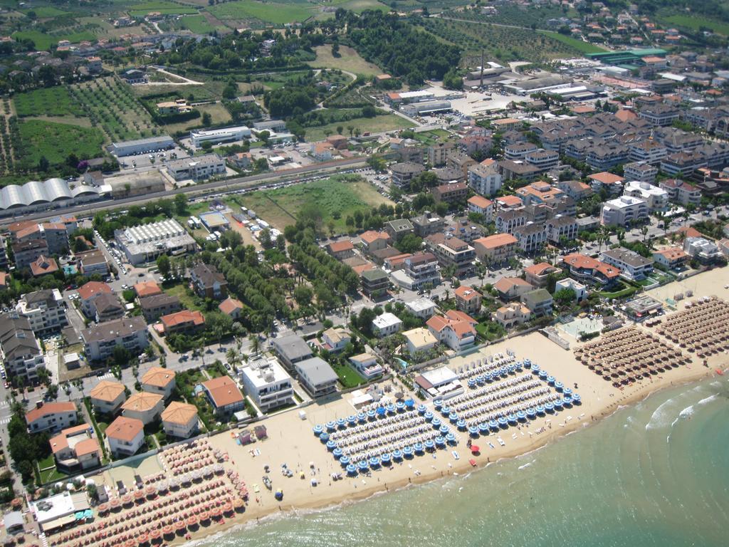 Appartement Holiday Dreams à Francavilla Al Mare Extérieur photo